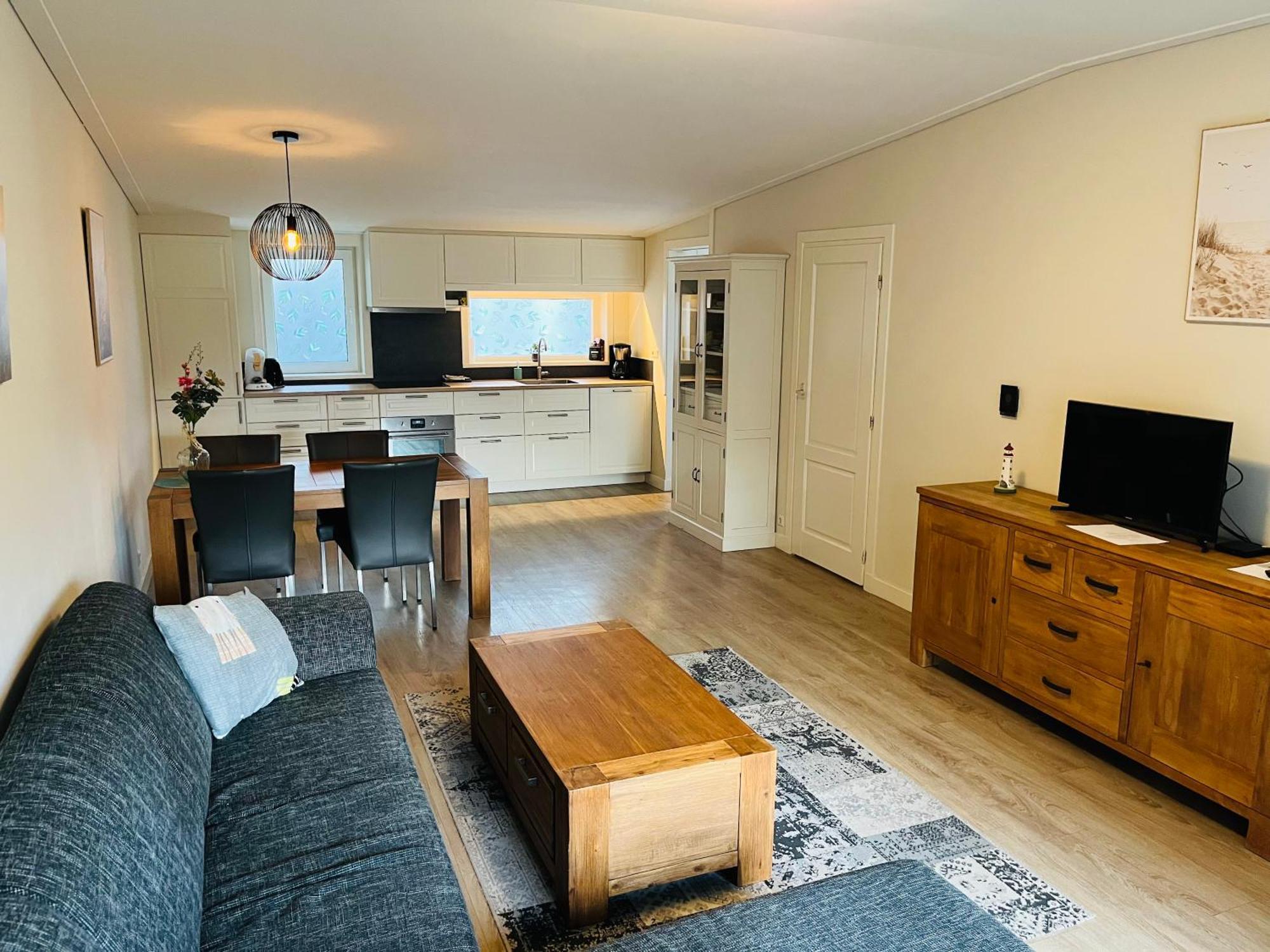 Rustig Gelegen Recreatiewoning In Zeeland Bruinisse Exterior foto